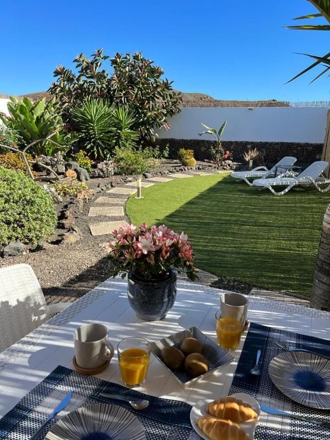 Tender Suite Corralejo Buitenkant foto